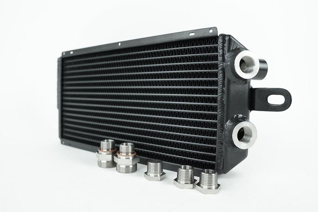 CSF Radiators 8168: Porsche 911/930 Turbo OEM + Performance Oil Cooler